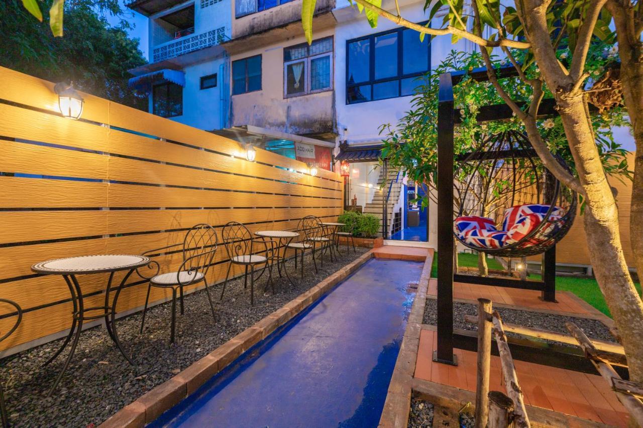 Marco Polo Phuket Poshtel & Bistro Exterior foto